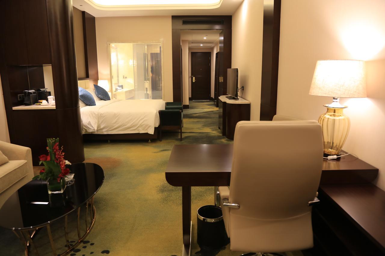 Hotel The Huiting Collection Wuhan Exterior foto