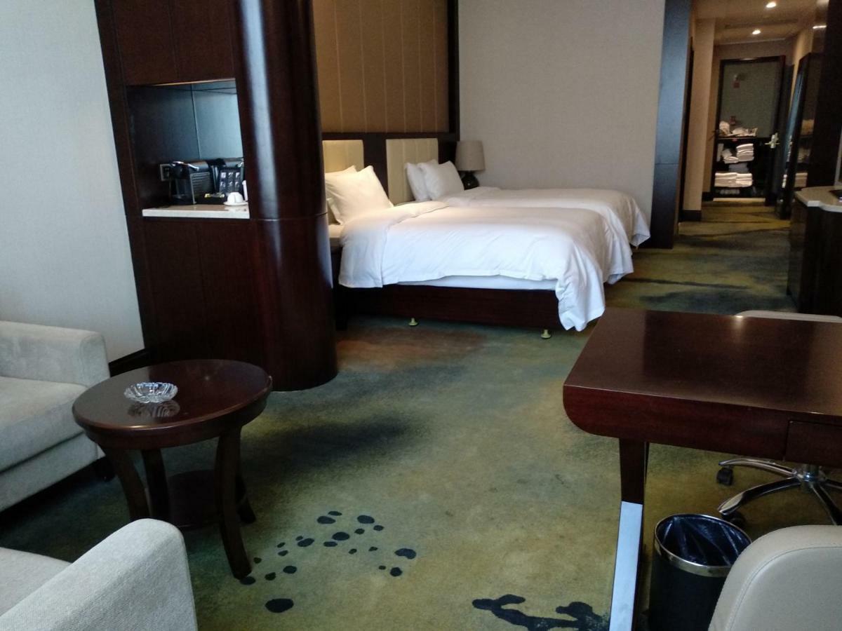 Hotel The Huiting Collection Wuhan Exterior foto