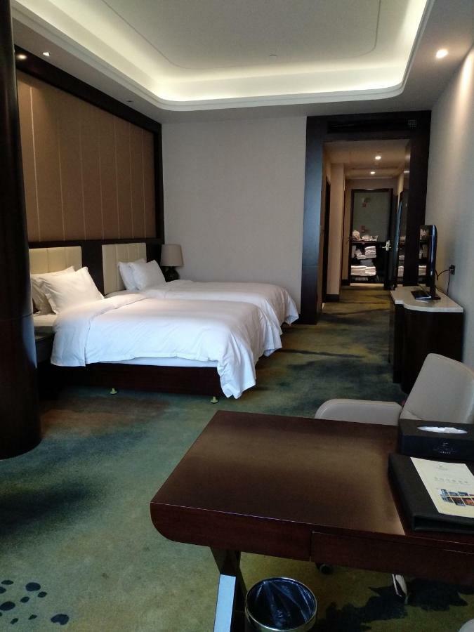 Hotel The Huiting Collection Wuhan Exterior foto